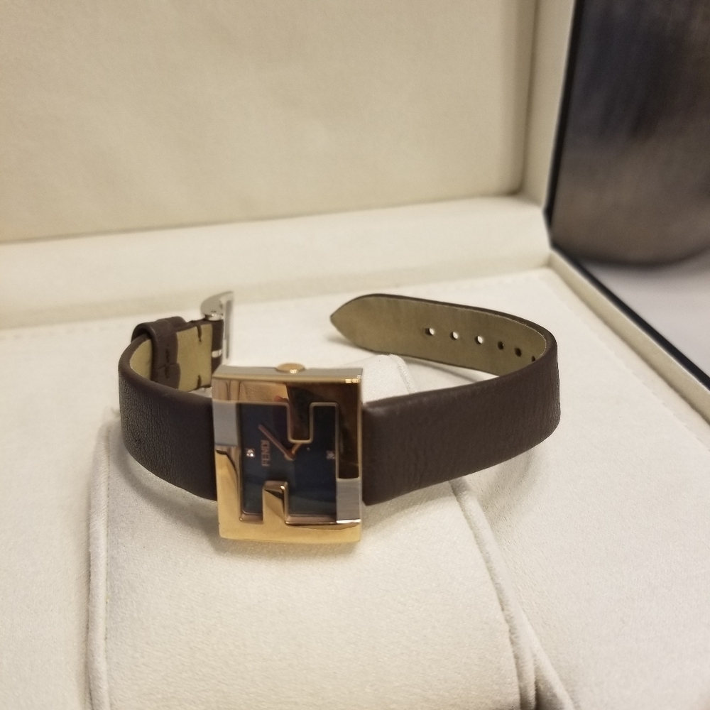 Watch - Picture 2 of 2